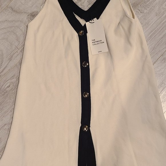 New Zara sleeveless knit top with gold buttons black and white size M - Picture 2 of 5